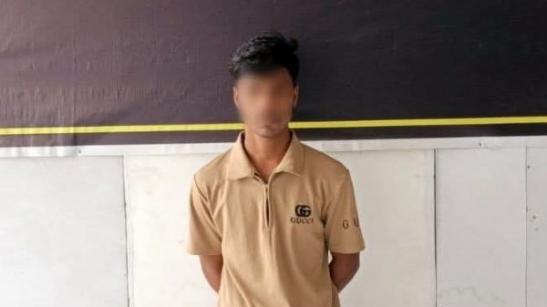 র‍্যাবের অভিযানে মাধবপুরে মাদ্রাসাছাত্রী অপহরণ ও ধর্ষণ মামলার প্রধান আসামি ঢাকা থেকে গ্রেফতার