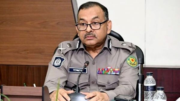 নির্বাচনের আগে ঢাকায় আইনশৃঙ্খলা ‘চমৎকার’: ডিএমপি কমিশনার