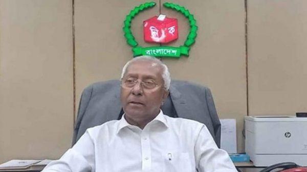 ৫০ লাখ নয়, বৈধ খাত দেখাতে পারলে ৫ কোটি টাকা বহনেও বাধা নেই: ইসি