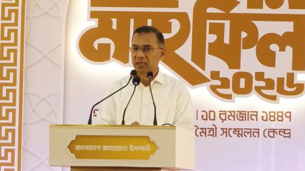 দেশের মানুষের ভাগ্য পরিবর্তনে সবাইকে কাজ করতে হবে: প্রধানমন্ত্রী