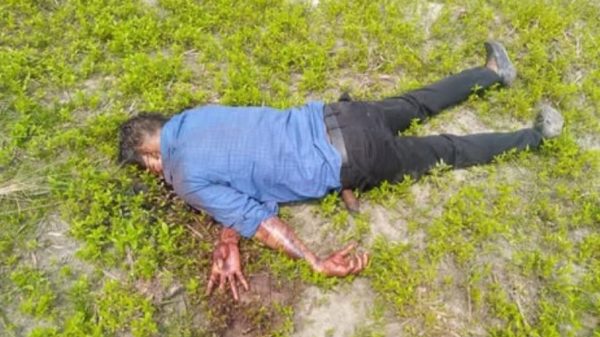 সাভারে যুবককে গলা কেটে নৃশংস হত্যা