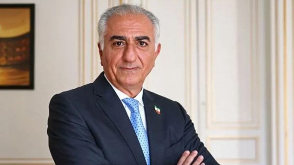 খামেনিকে হত্যা করায় ট্রাম্পকে ধন্যবাদ জানালেন রেজা পাহলভী