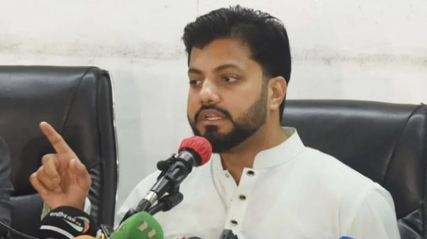 সহযোগিতা দেওয়ার ক্ষেত্রে দলীয় পরিচয় দেখা হবে না: ইশরাক