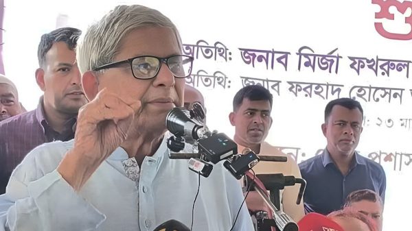 বিএনপি নেতা-কর্মীদের পেছনে রাডার ফিট করে দিয়েছি: মির্জা ফখরুল