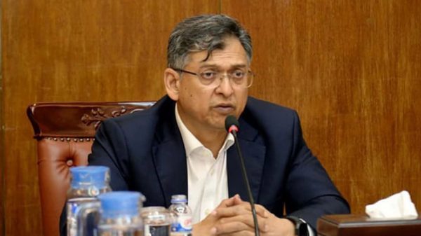 সংবিধান সংস্কার ইস্যু উঠতে পারে সংসদের ফ্লোরে: স্বরাষ্ট্রমন্ত্রী