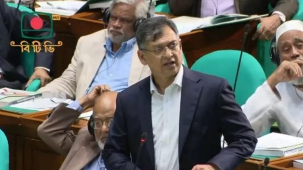 বিরোধী দল অসাংবিধানিকভাবে সংস্কার পরিষদের শপথ নিয়েছে: স্বরাষ্ট্রমন্ত্রী