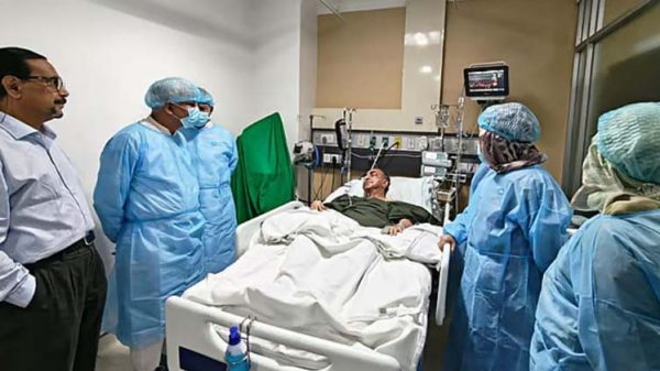 আপাতত সিঙ্গাপুর নেওয়া হচ্ছে না মির্জা আব্বাসকে