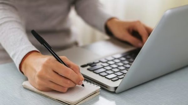 শিক্ষাপ্রতিষ্ঠানে সপ্তাহে ৩ দিন অনলাইনে ক্লাস