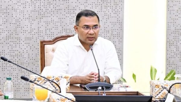 জ্বালানি মজুত-চোরাচালান রোধে কঠোর ব্যবস্থার নির্দেশ প্রধানমন্ত্রীর