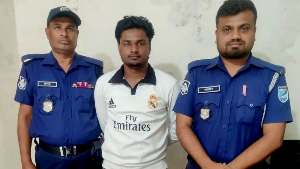 মাদকের বিরুদ্ধে জিরো টলারেন্স: মিঠামইনে ইয়াবাসহ মাদক ব্যবসায়ী আটক