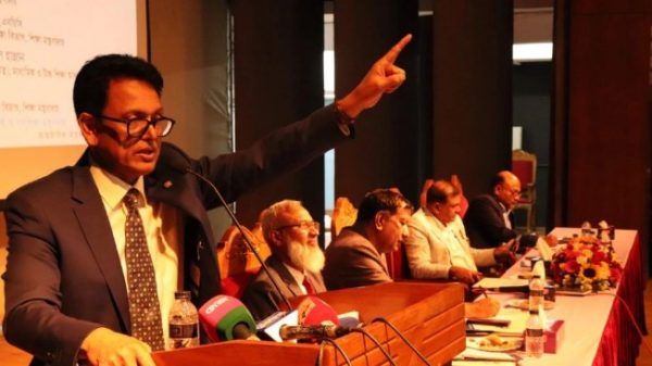 অনলাইন-অফলাইনে পাঠদানের নতুন সময় জানালেন শিক্ষামন্ত্রী