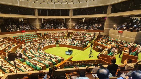 জাতীয় সংসদে আরও ১০ বিল পাস