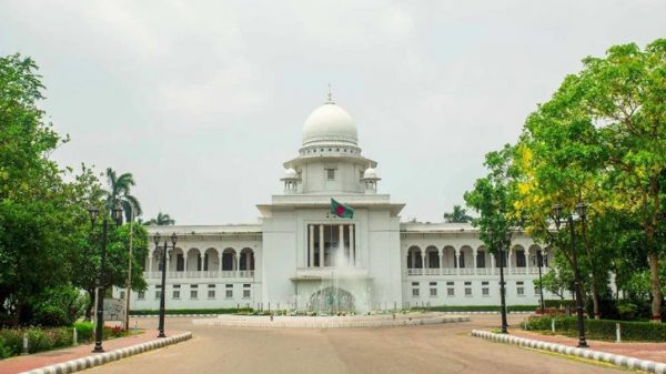 হামের প্রকোপ বেড়ে যাওয়ায় স্কুল বন্ধ রাখতে রিট