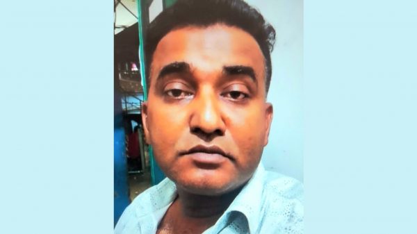 আশুলিয়ার নরসিংহপুরে এমপির নাম ভাঙ্গিয়ে চাঁদাবাজি