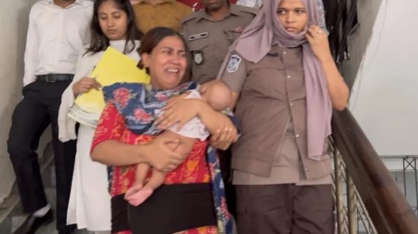 জামিন পেলেন শিশুসহ কারাগারে যাওয়া যুব মহিলা লীগ নেত্রী শিল্পী