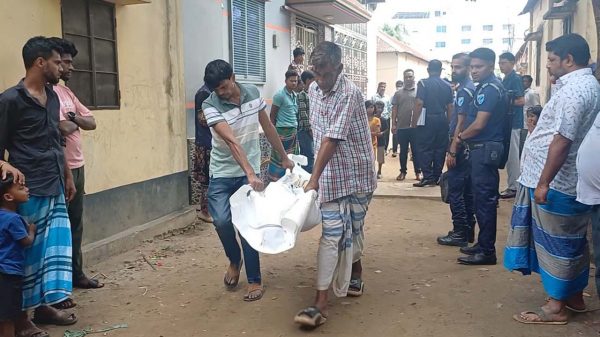 আশুলিয়ায় নারী পোশাক শ্রমিকের মরদেহ উদ্ধার