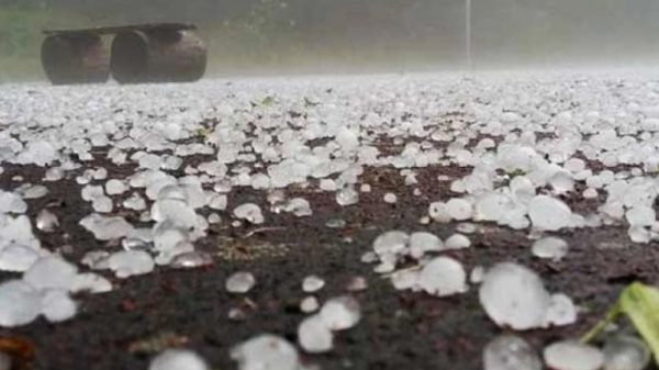 ৫ অঞ্চলে শিলাবৃষ্টির আভাস