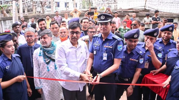 আশুলিয়ার জামগড়ায় পুলিশ ক্যাম্প উদ্বোধন, অপরাধ দমনে নতুন উদ্যোগ