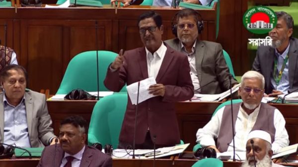 মুক্তিযোদ্ধা পরিবারের সদস্যদের জামায়াত করা অপরাধ: সংসদে ফজলুর রহমান